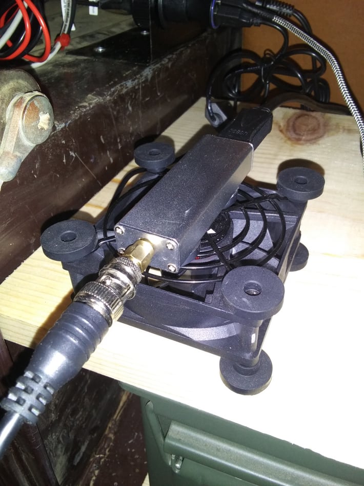 rtl-sdr dongle