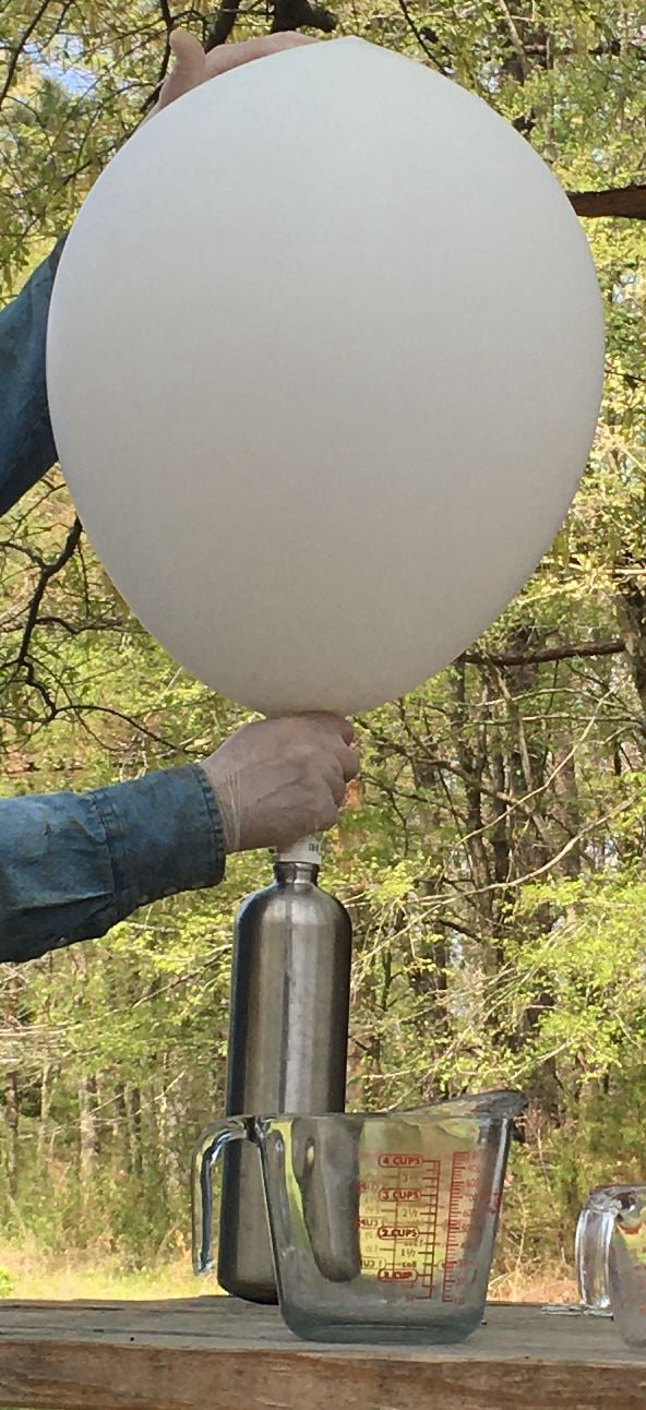 hydrogen balloon filling from reactor
