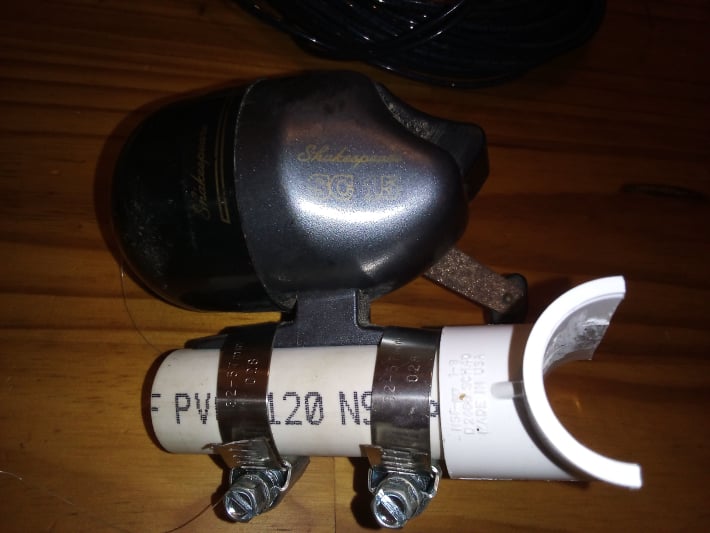 fishing reel that mounts to slingshot