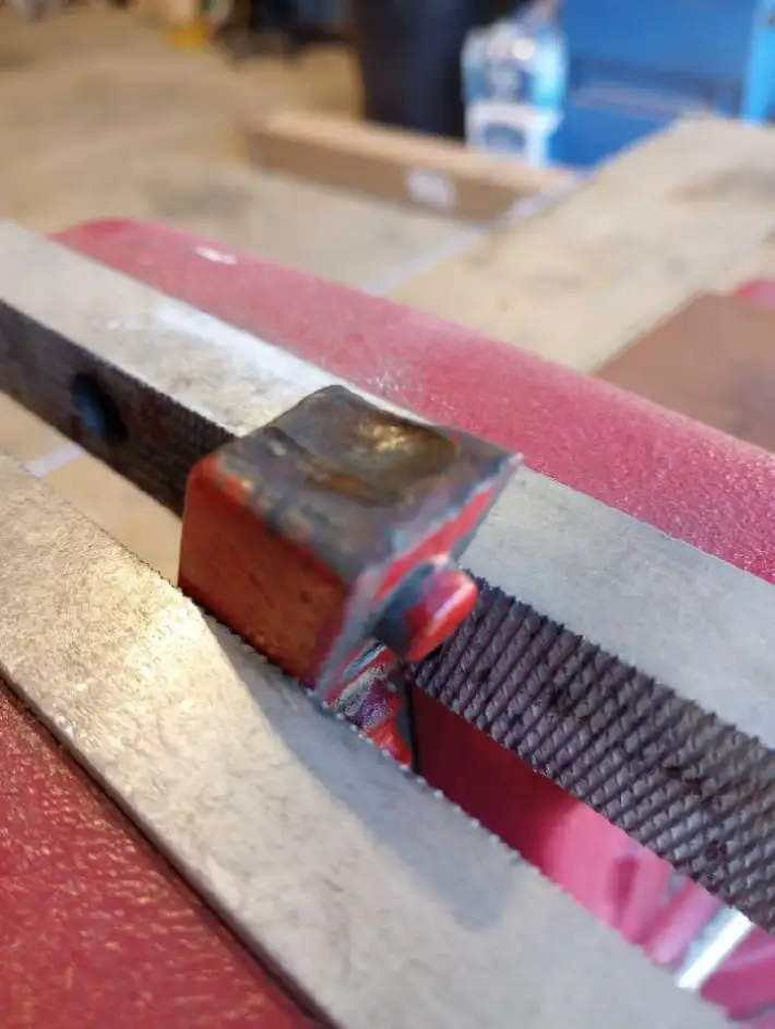 roller block in vise